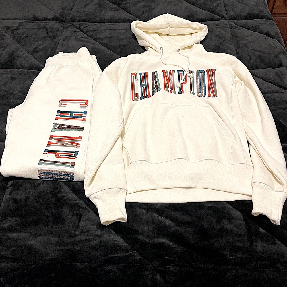 COPY - Champion Rare men’s stitched Sweatshirt and Sweatpants in Ivory both siz…